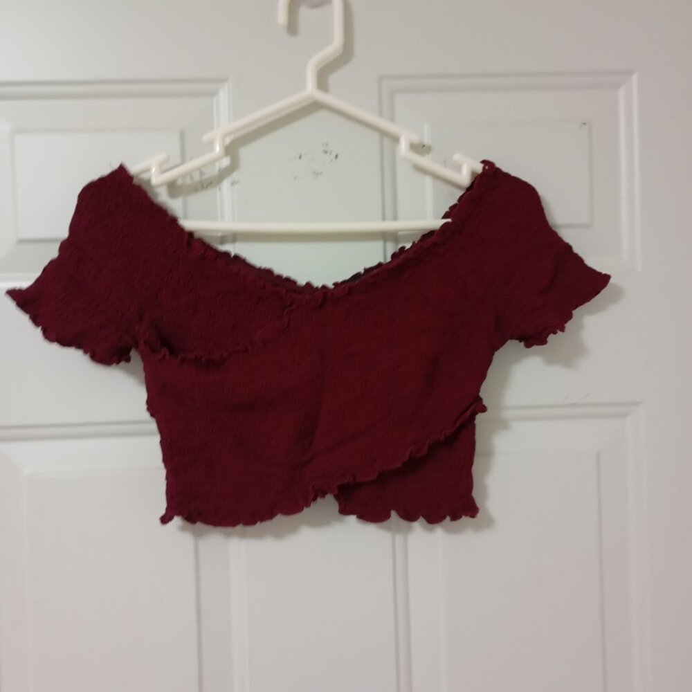 Ambiance Apparel Wine Color Stretch Crop Top, Womens Juniors Size M